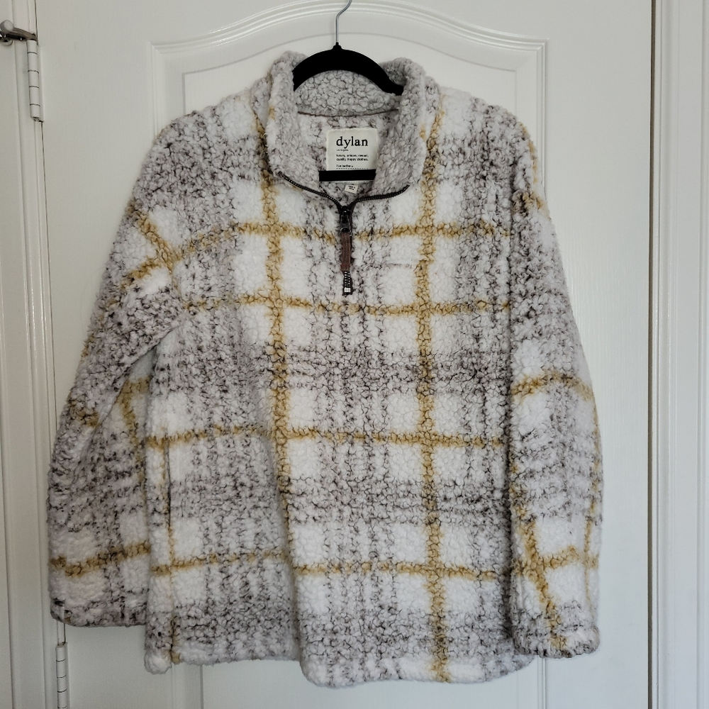 Dylan Los Angeles 1/4 Zip Gold & Brown Pkaid Sherpa Pullover Ladies Medium